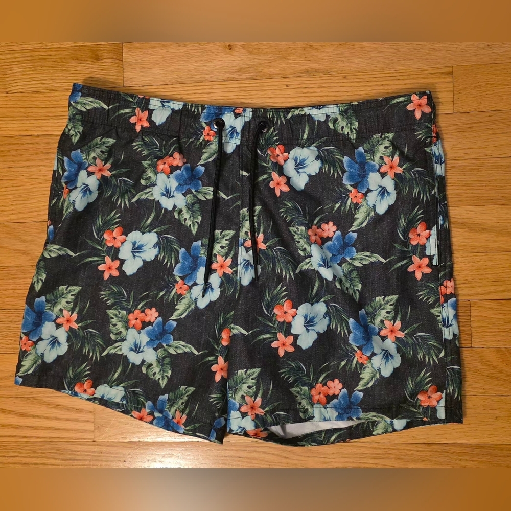 Hollister Men's L Charcoal Gray Floral 5" Swim Trunks w Mesh Brief